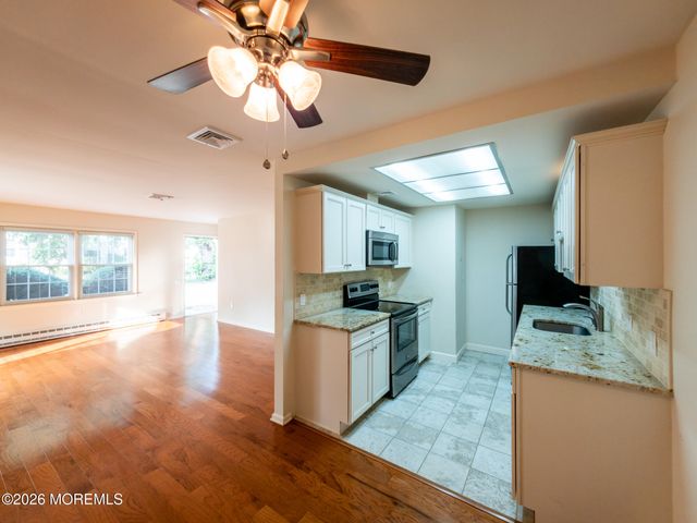 227A Manchester Lane, Monroe, NJ 08831