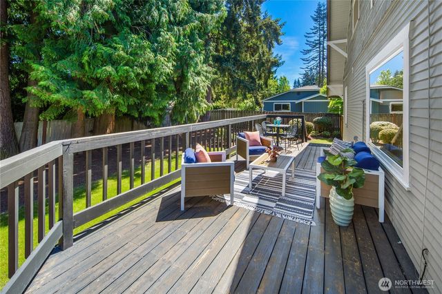 8920 240th Street SW, Edmonds, WA 98026