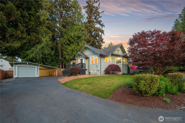 8920 240th Street SW, Edmonds, WA 98026
