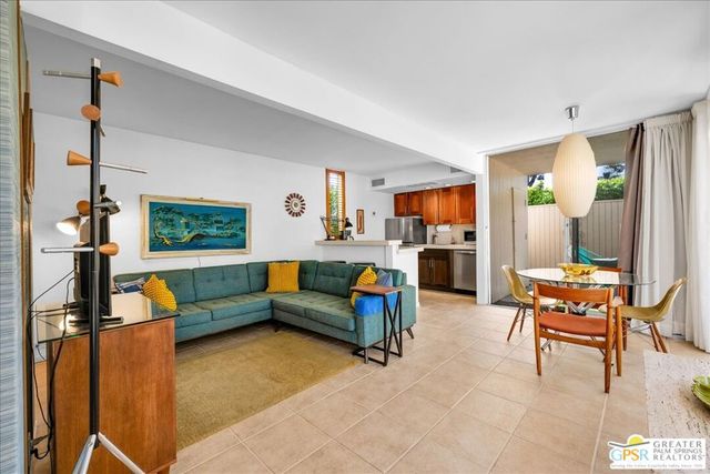 360 Cabrillo Road 220, Palm Springs, CA 92262