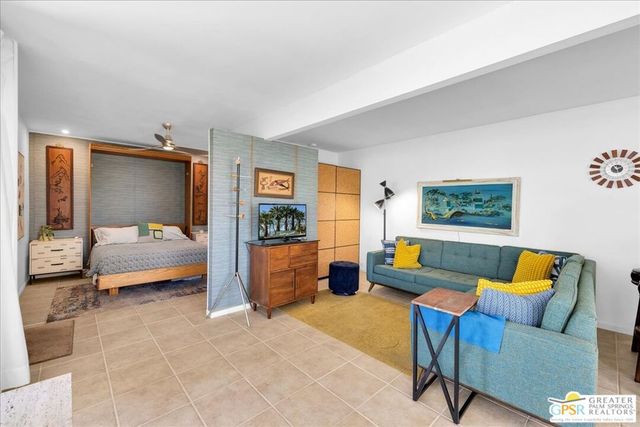 360 Cabrillo Road 220, Palm Springs, CA 92262