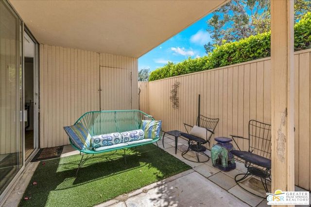 360 Cabrillo Road 220, Palm Springs, CA 92262