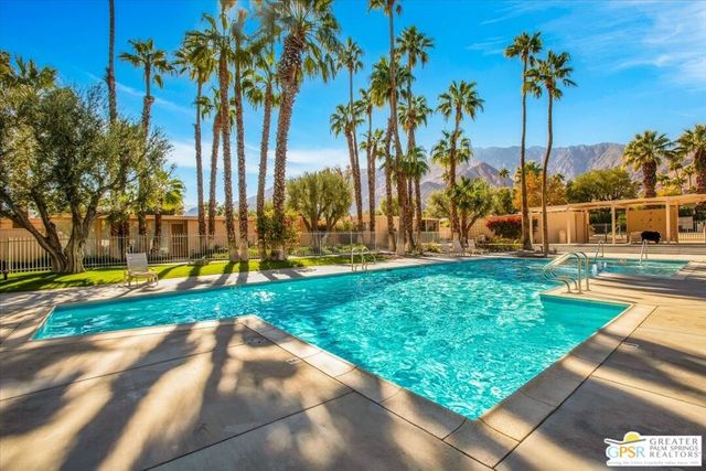 360 Cabrillo Road 220, Palm Springs, CA 92262