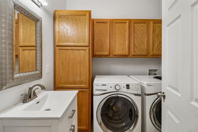 1504 W Jackson Avenue, Indianola, IA 50125