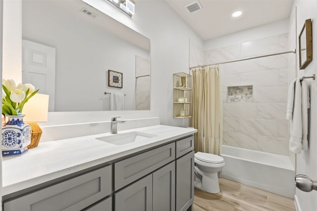 1326 Hemphill Street, Greenville, TX 75401