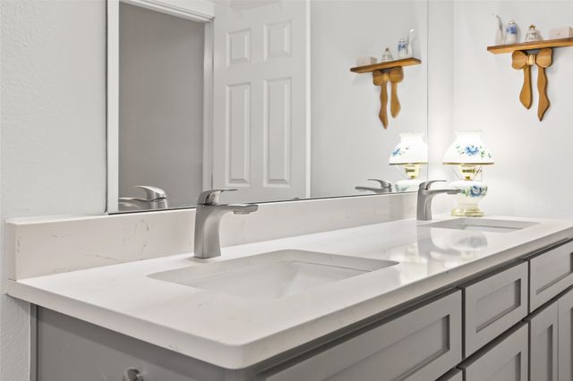 1326 Hemphill Street, Greenville, TX 75401