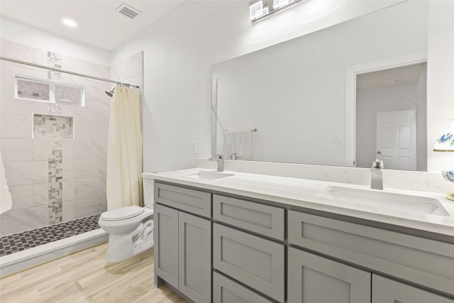 1326 Hemphill Street, Greenville, TX 75401