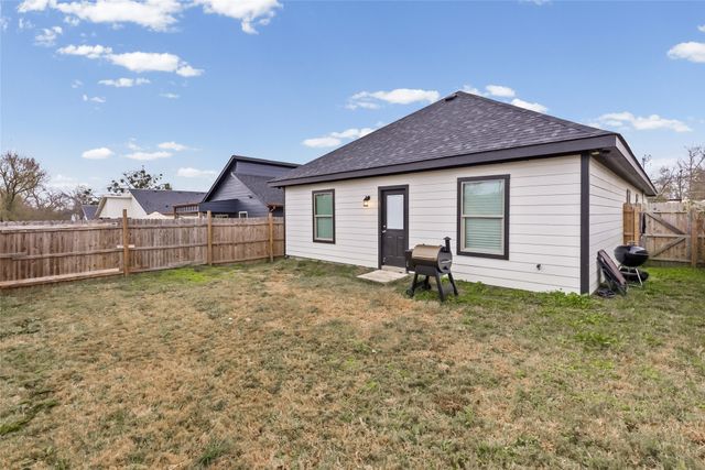 1326 Hemphill Street, Greenville, TX 75401