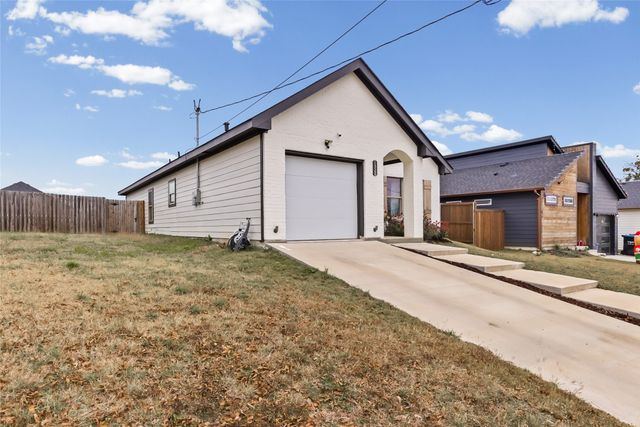 1326 Hemphill Street, Greenville, TX 75401