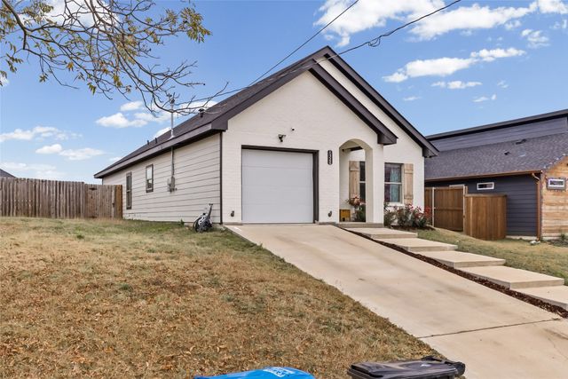 1326 Hemphill Street, Greenville, TX 75401