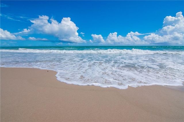 8840 S Sea Oaks Way 107, Vero Beach, FL 32963