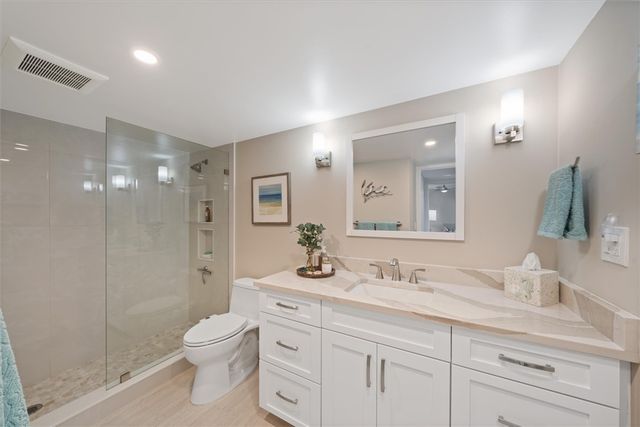 8840 S Sea Oaks Way 107, Vero Beach, FL 32963