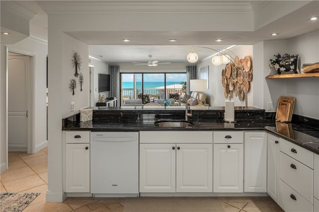 8840 S Sea Oaks Way 107, Vero Beach, FL 32963