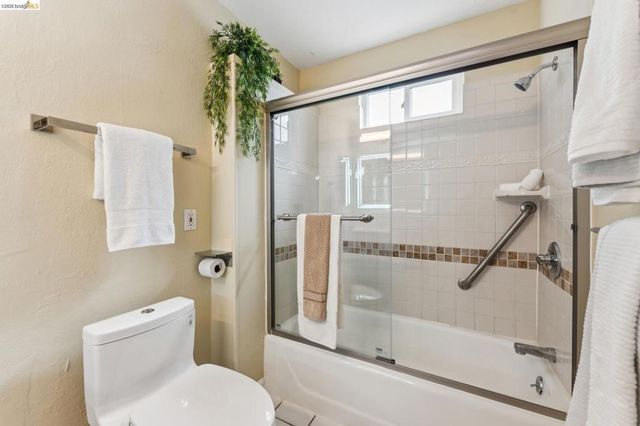 127 Behrens St, El Cerrito, CA 94530