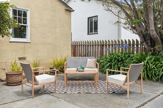 127 Behrens St, El Cerrito, CA 94530