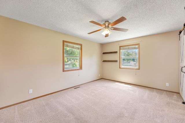 143 W NORTHWIND DR, Valley Center, KS 67147