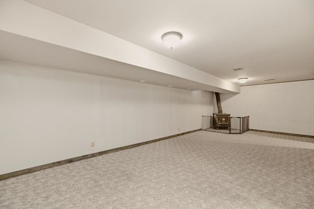 143 W NORTHWIND DR, Valley Center, KS 67147