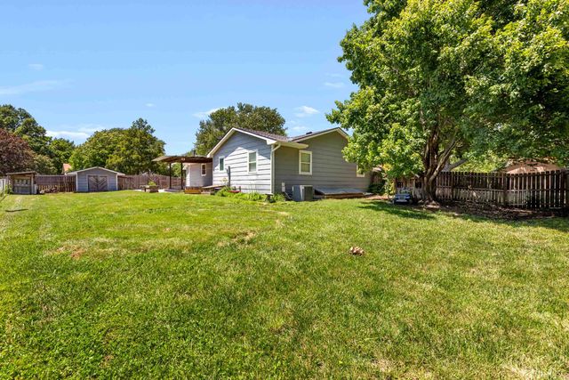 143 W NORTHWIND DR, Valley Center, KS 67147