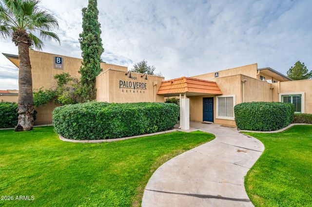 601 E PALO VERDE Drive 8, Phoenix, AZ 85012