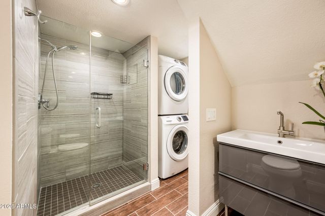 601 E PALO VERDE Drive 8, Phoenix, AZ 85012