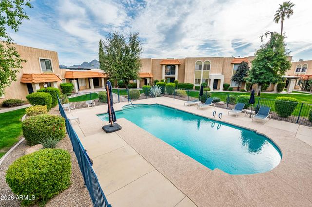 601 E PALO VERDE Drive 8, Phoenix, AZ 85012