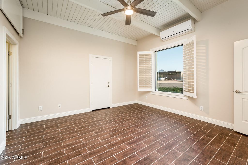 Image 24 of property listing at 601 E PALO VERDE Drive 8, Phoenix, AZ 85012