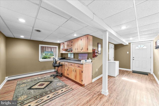 691 STATE RD, West Grove, PA 19390