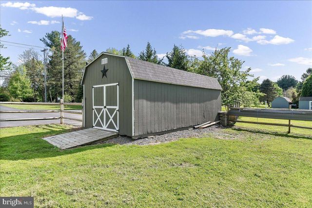 691 STATE RD, West Grove, PA 19390