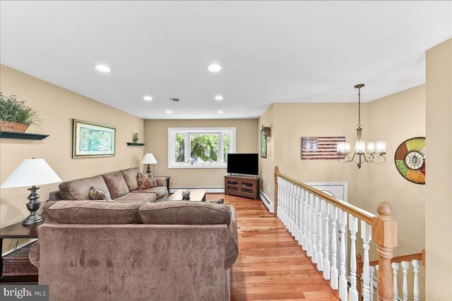 691 STATE RD, West Grove, PA 19390