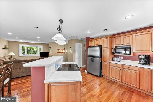 691 STATE RD, West Grove, PA 19390
