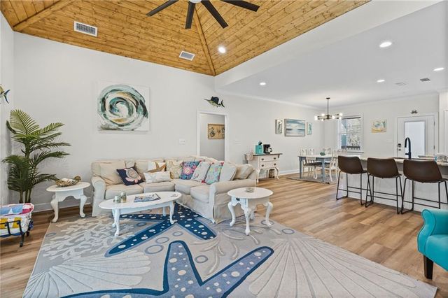 501 Conde Avenue, Dauphin Island, AL 36528