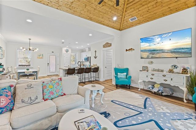 501 Conde Avenue, Dauphin Island, AL 36528