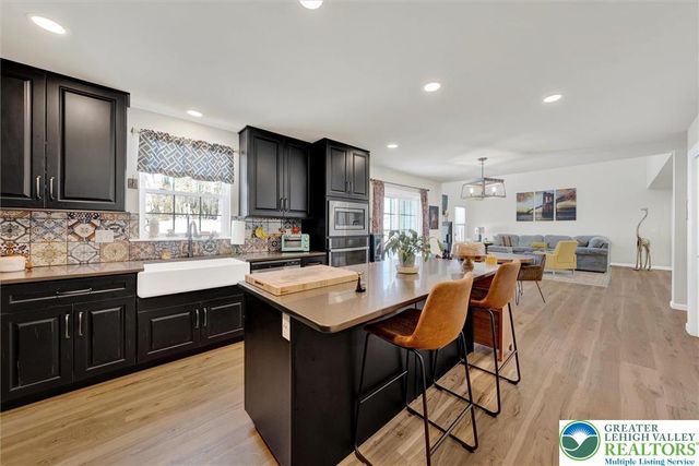 2645 Longridge Drive, Lower Saucon Twp, PA 18055