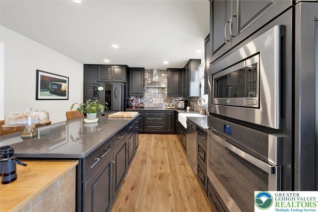 2645 Longridge Drive, Lower Saucon Twp, PA 18055