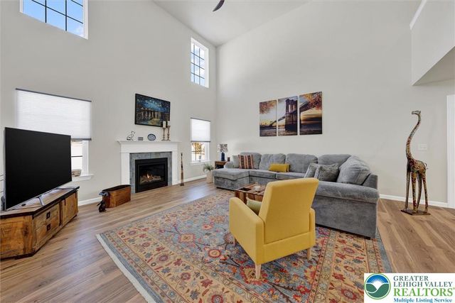 2645 Longridge Drive, Lower Saucon Twp, PA 18055