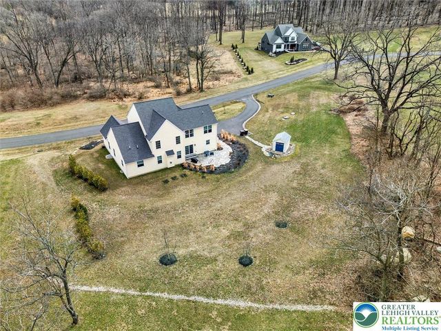 2645 Longridge Drive, Lower Saucon Twp, PA 18055