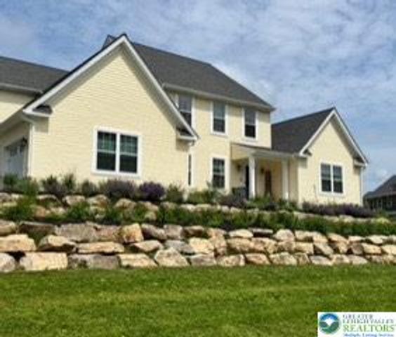 2645 Longridge Drive, Lower Saucon Twp, PA 18055