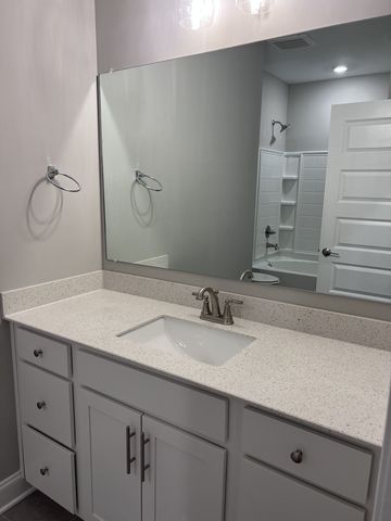 1000 Vintage Green Lane Unit 204, Franklin, TN 37064