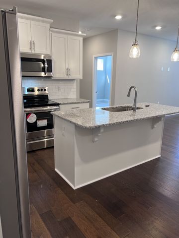 1000 Vintage Green Lane Unit 204, Franklin, TN 37064