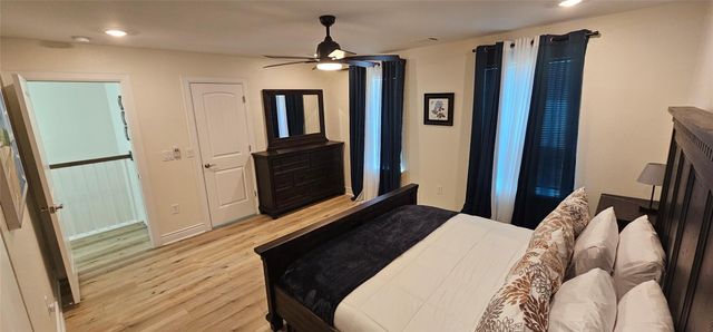 18103 Shaman Drive, Galveston, TX 77554
