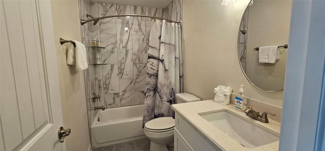 18103 Shaman Drive, Galveston, TX 77554
