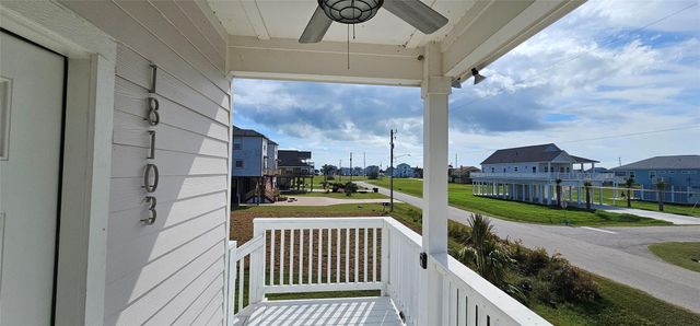 18103 Shaman Drive, Galveston, TX 77554
