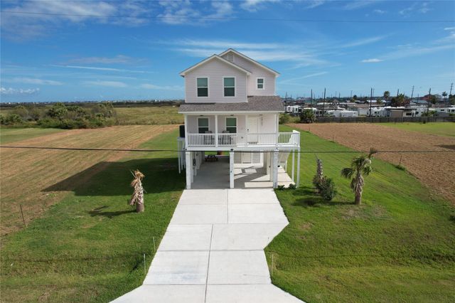 18103 Shaman Drive, Galveston, TX 77554