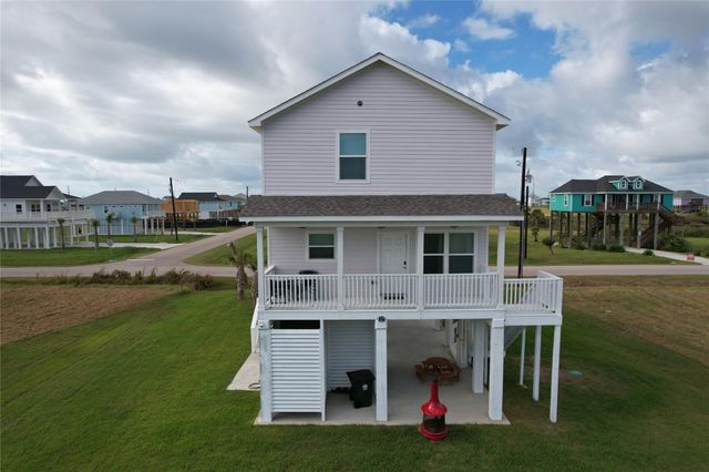 18103 Shaman Drive, Galveston, TX 77554
