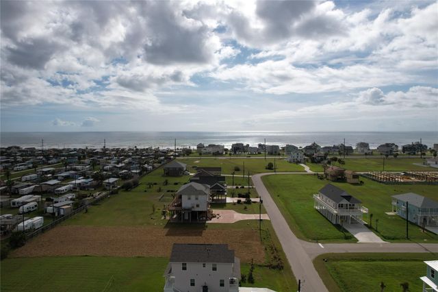 18103 Shaman Drive, Galveston, TX 77554