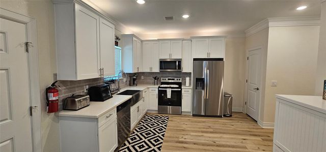 18103 Shaman Drive, Galveston, TX 77554