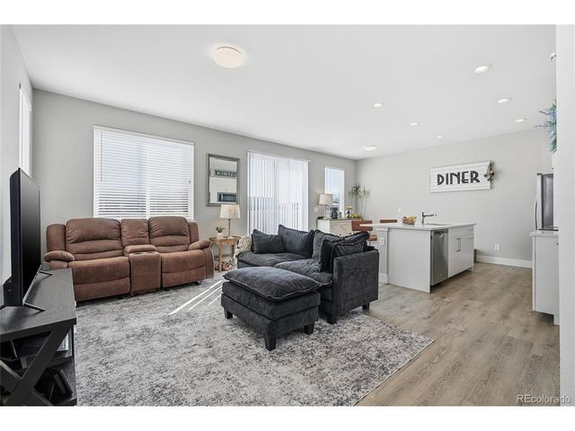 547 S Main St, Byers, CO 80103