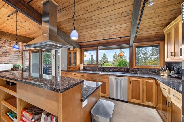 2715 Salem Road SW, Rochester, MN 55902