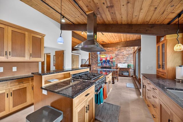 2715 Salem Road SW, Rochester, MN 55902