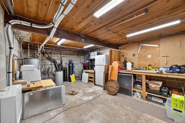 2715 Salem Road SW, Rochester, MN 55902